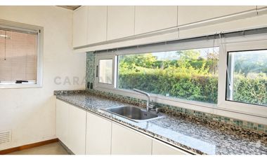 Casa en Alquiler en Funes Hills Miraflores