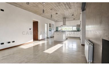 Casa en Alquiler en Funes Hills Miraflores
