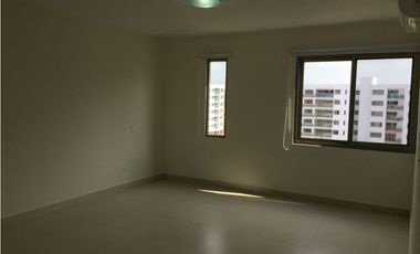 Se Alquila Apartamento en Panama Pacifico, Ph Woodlands