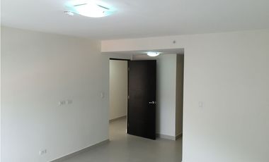 Se Alquila Apartamento en Panama Pacifico, Ph Woodlands