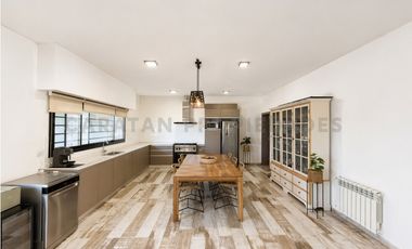 Casa en Venta en Funes | 3 Dormitorios, Piscina y Quincho