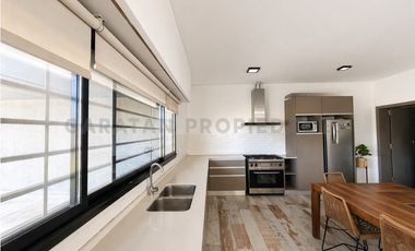 Casa en Venta en Funes | 3 Dormitorios, Piscina y Quincho