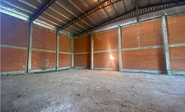 Galpón en VENTA, Av Gaona 8300 Moreno