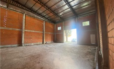 Galpón en VENTA, Av Gaona 8300 Moreno