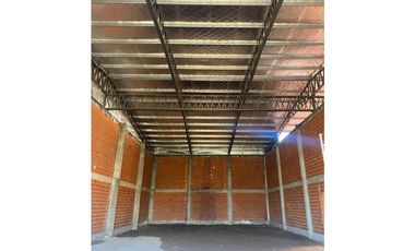Galpón en VENTA, Av Gaona 8300 Moreno