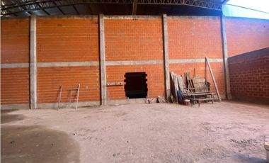 Galpón en VENTA, Av Gaona 8300 Moreno