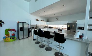 VENTA DE CASA DE PLAYA EN CORONADO