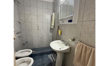 Casa céntrica sobre Mitre - ¡Ideal desarrollo comercial!
