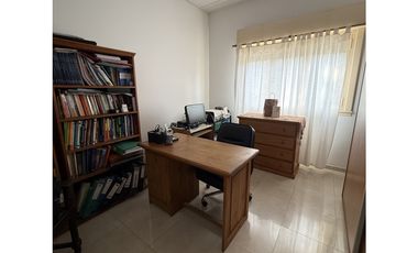 Casa céntrica sobre Mitre - ¡Ideal desarrollo comercial!