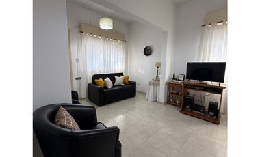 Casa céntrica sobre Mitre - ¡Ideal desarrollo comercial!