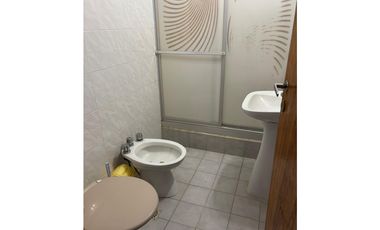 Venta de Dpto. 3 1/2 amb.2 baños 1 cochera a mts. de la Playa!!!!