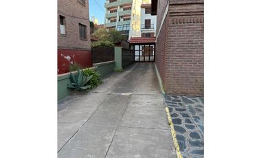 Venta de Dpto. 3 1/2 amb.2 baños 1 cochera a mts. de la Playa!!!!