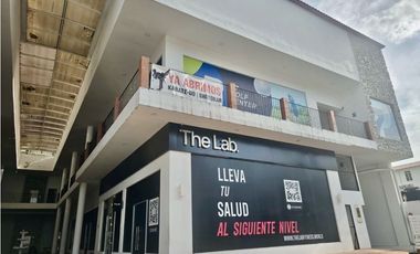 VENTA PLAZA COMERCIAL OPERANDO (EC)