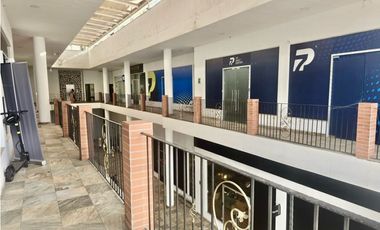 VENTA PLAZA COMERCIAL OPERANDO (EC)