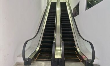 VENTA PLAZA COMERCIAL OPERANDO (EC)