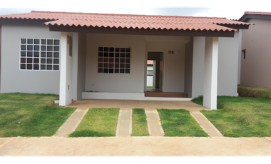 Casa en alquiler Arboledas-Chorrera(DR)