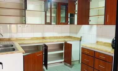ARRIENDO CASA 2D 1B MACUL, 20 MIN CAMINANDO METRO LAS TORRES