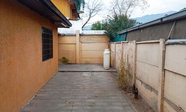 ARRIENDO CASA 2D 1B MACUL, 20 MIN CAMINANDO METRO LAS TORRES