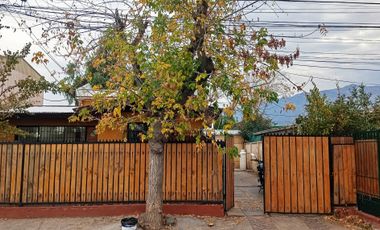 ARRIENDO CASA 2D 1B MACUL, 20 MIN CAMINANDO METRO LAS TORRES