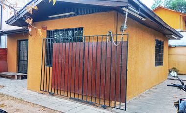 ARRIENDO CASA 2D 1B MACUL, 20 MIN CAMINANDO METRO LAS TORRES