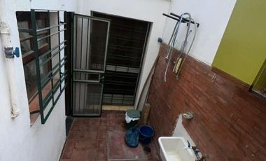 Casa PH en alquiler en Villa Dominico