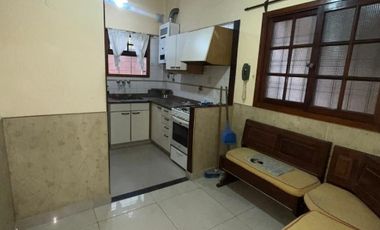Casa PH en alquiler en Villa Dominico