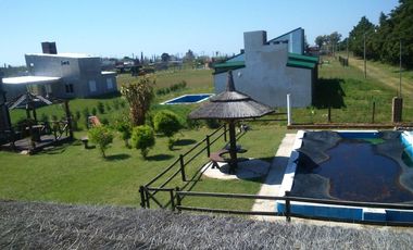 CASA EN CAYASTA BARRIO COSTA NOGALES