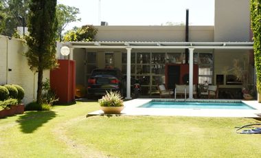 SE VENDE CASA Bº DON CARLOS, EN RECONQUISTA