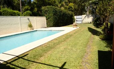 SE VENDE CASA Bº DON CARLOS, EN RECONQUISTA