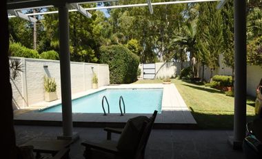 SE VENDE CASA Bº DON CARLOS, EN RECONQUISTA