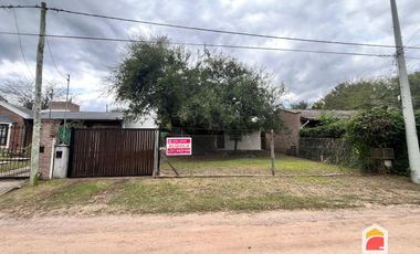 Casa en alquiler c/ cochera en Mendiolaza