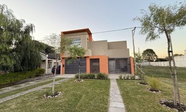 Casa en venta, Reconquista. FINANCIADA!!