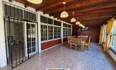 Venta Monte Grande CasaQuinta de 170m2 sobre Espectacular Lote de 1200m2 (20x60)
