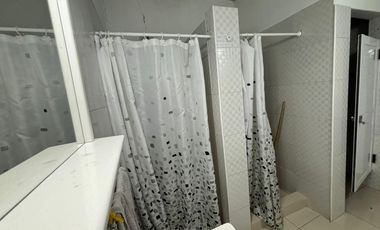 Venta Monte Grande CasaQuinta de 170m2 sobre Espectacular Lote de 1200m2 (20x60)