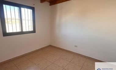 Departamento en alquiler c/ cochera en General Guitérrez