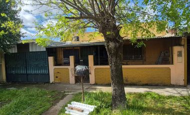 CASA EN VENTA 3 AMBIENTES APTA CREDITO EN GUERNICA