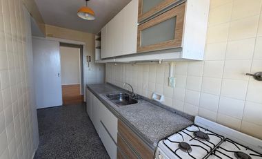 ALQUILER DEPTO3AMB COCHERA BALCON  VTE LOPEZ PISO9