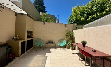 VENTA TRIPLEX 4 AMBIENTES APTO CREDITO- OLIVOS