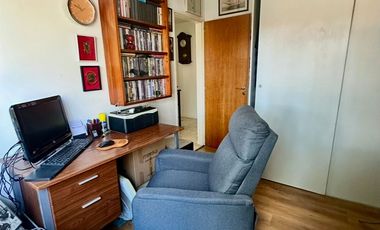 VENTA TRIPLEX 4 AMBIENTES APTO CREDITO- OLIVOS