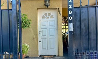 VENTA TRIPLEX 4 AMBIENTES APTO CREDITO- OLIVOS