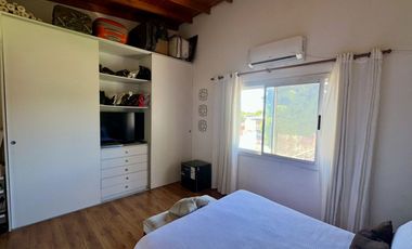 VENTA TRIPLEX 4 AMBIENTES APTO CREDITO- OLIVOS