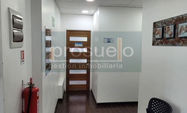 GRAN  CONECTIVIDAD AMPLIA Y LUMINOSA OFICINA