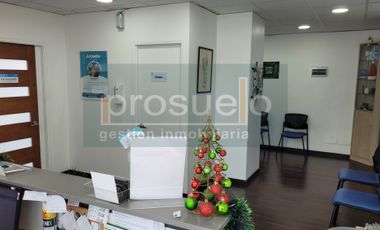 GRAN  CONECTIVIDAD AMPLIA Y LUMINOSA OFICINA