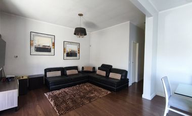 VENTA CASA IMPECABLE 3 AMB MAS GALPON EN LANUS