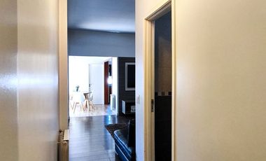 VENTA CASA IMPECABLE 3 AMB MAS GALPON EN LANUS