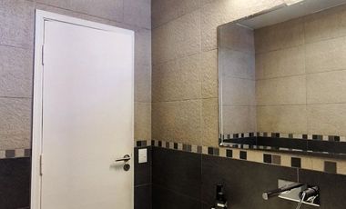VENTA CASA IMPECABLE 3 AMB MAS GALPON EN LANUS