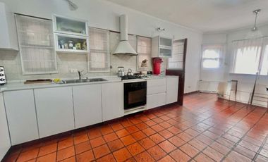 VENTA CASA 4 AMB PISCINA CAMPOS DE ALVAREZ