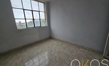 Venta de Departamento en Rimac - 4to piso - Urb. Ciudad y Campo