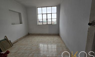 Venta de Departamento en Rimac - 4to piso - Urb. Ciudad y Campo
