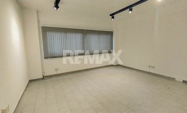 Oficina en Alquiler - Centro Neuquén